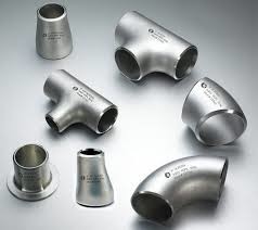 China Factory Alloy Steel A234 WP22 Equal Tee Pipe Fittings 4
